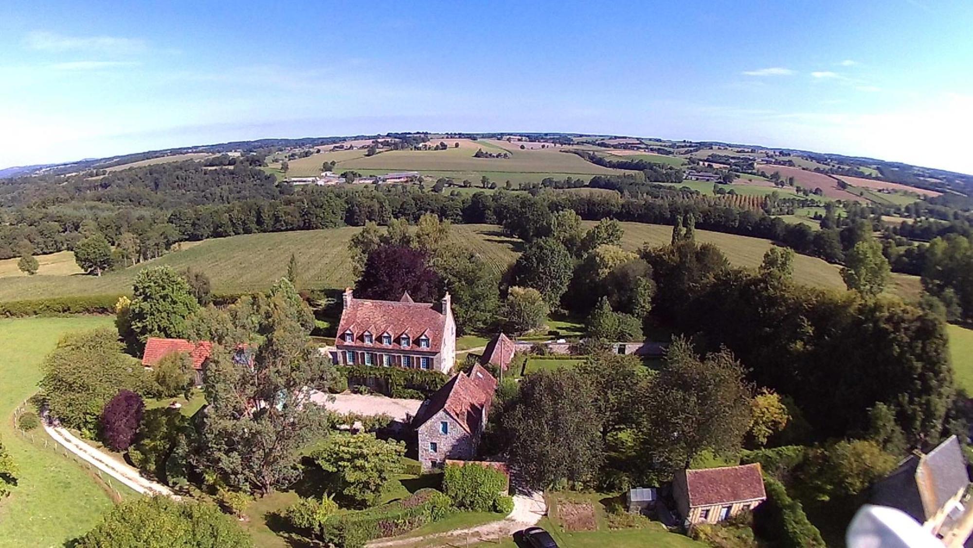 Chambres D'Hotes Belle Vallee Domfront  Esterno foto
